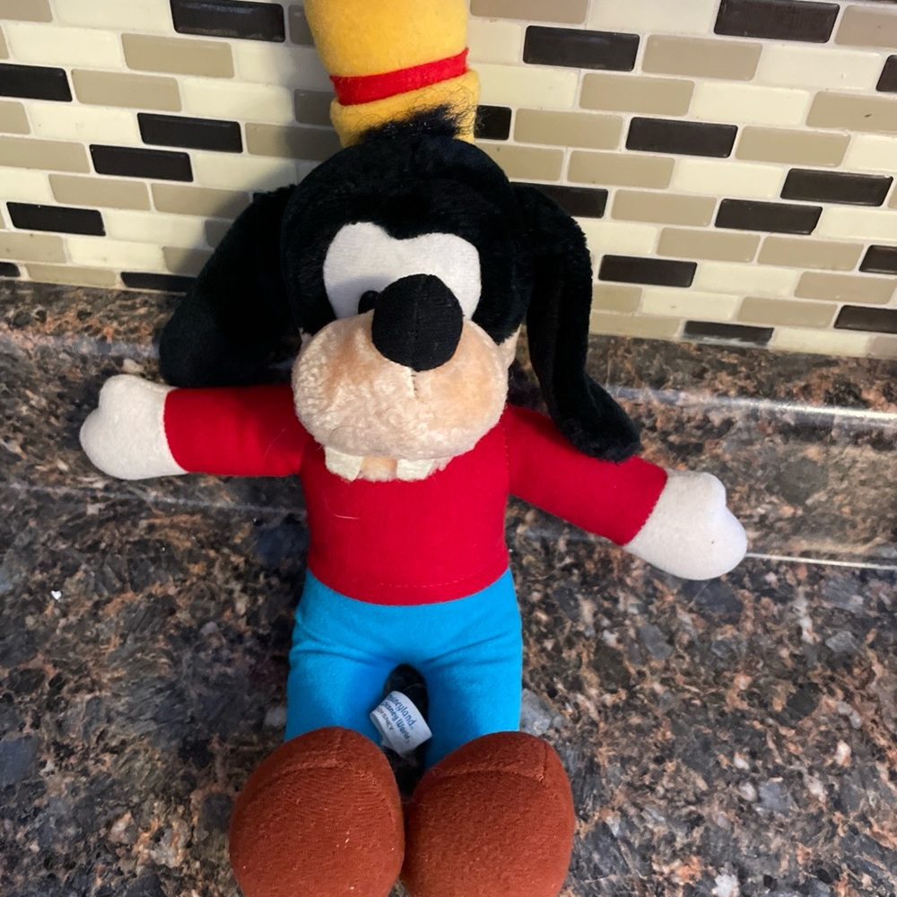 Vintage Disney Disneyland‎ Goofy Plush 15" Nice Condition